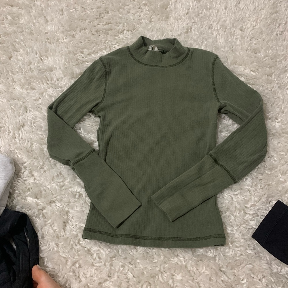 Free people turtle neck